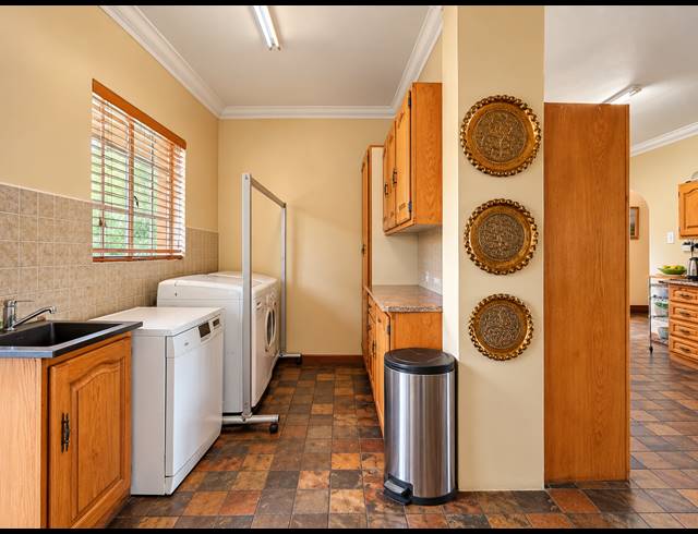3 BEDROOM HOUSE FOR SALE IN THREE RIVERS EAST